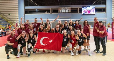 Kadın Milli Voleybol Takımı 2026 Akdeniz Oyunları'nda finale yükseldi