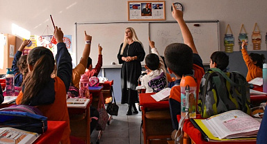 KAMUDA ÇALIŞAN EBEVEYNLERE UYUM HAFTASINDA GÜNLÜK 3 SAAT İDARİ İZİN