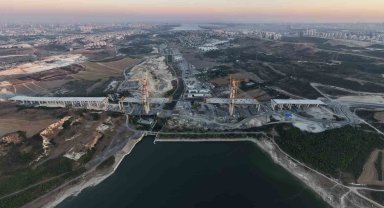 Kanal İstanbul'lun ilk köprüsünde 250 tonluk dev operasyon