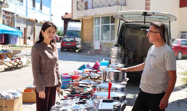 Kaymakam Feyza Yılmaz, pazarcı esnafı ve vatandaşlarla buluştu