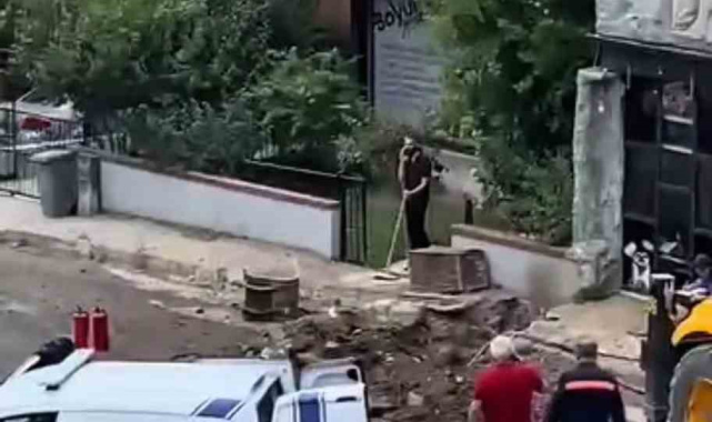 Mahallede korku dolu anlar: Gaz hattı delindi