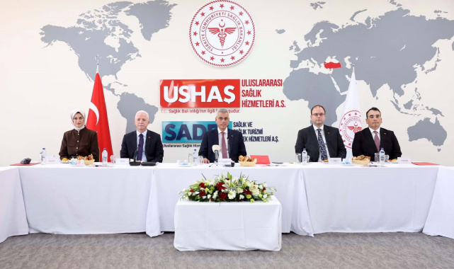 Sağlık Bakanı Memişoğlu "Türkiye'nin sağlıkta ihtiyaç duyduğu ilaç ve cihazları üreteceğiz"
