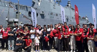 Sanayi ve Teknoloji Bakanı Kacır, TEKNOFEST Mavi Vatan'ı ziyaret etti