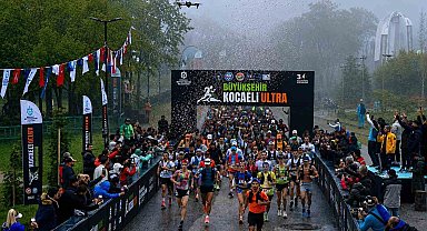 Sis altında 905 sporcudan nefes kesen mücadele