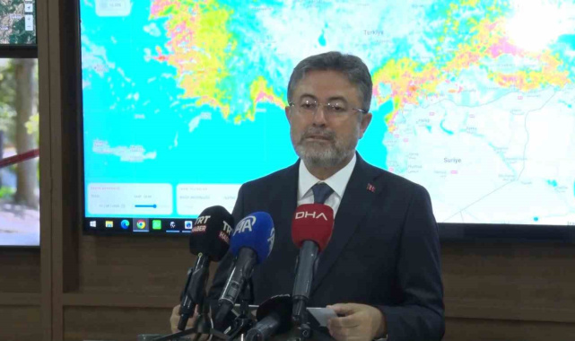 Tarım ve Orman Bakanı İbrahim Yumaklı: "Son 3 günde 260 yangına müdahale ettik, 258'i kontrol altına aldık"