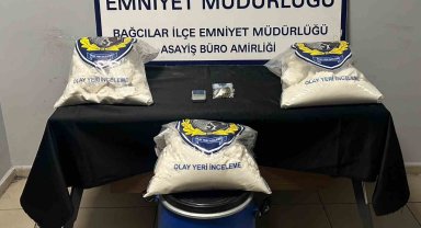 Bağcılar'da uyuşturucu imalathanesine baskın: 22 kilo 970 gram uyuşturucu ele geçirildi