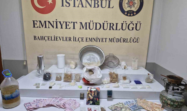 Bahçelievler'de uyuşturucu operasyonu: 11 kilo uyuşturucu madde ele geçirildi, 4 şüpheli gözaltında