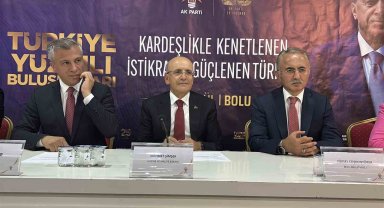 Bakan Şimşek Bolu'da iş dünyası ve teşkilatla buluştu