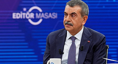 BAKAN TEKİN’DEN ÖĞRETMENLERE KIYAFET UYARISI: RAHATSIZLIK VEREN UYGULAMALAR VAR