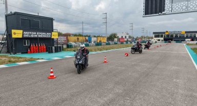 Başiskele'de motosiklet sürücülerine ücretsiz eğitim