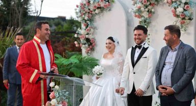 Başkan Özlü vatandaşlarla bir araya geldi
