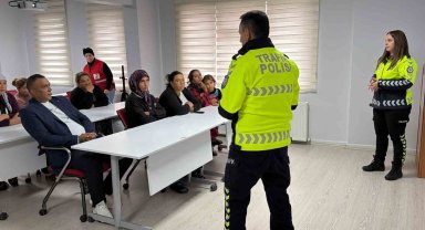 Bolu'da atık toplayıcılarına 'güvenli patpat' eğitimi