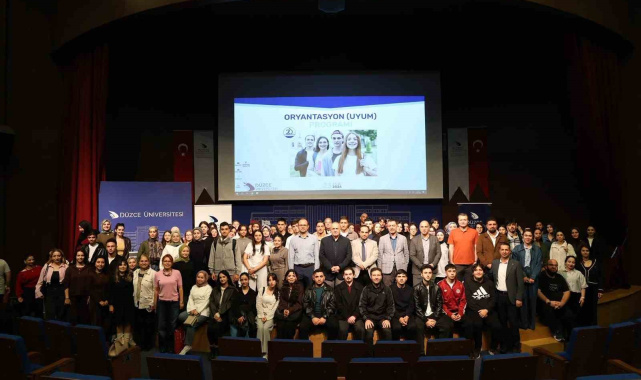 Düzce Üniversitesi'nde akademik yıl oryantasyon programları gerçekleştirildi