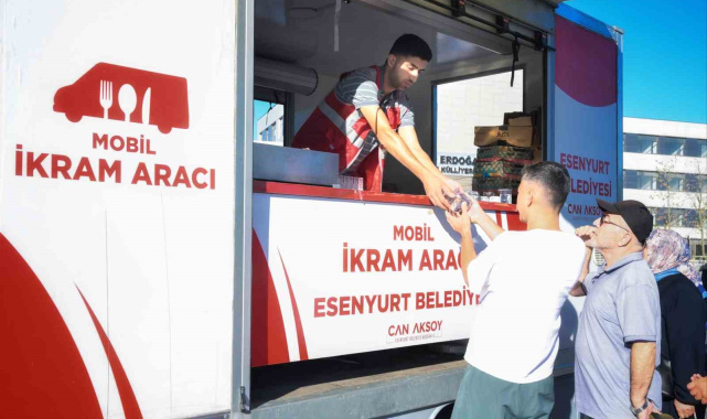 Esenyurt Belediyesi KPSS adaylarını sınav öncesi yalnız bırakmadı