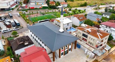 Gazze Şehitleri Cami ibadete gün sayıyor