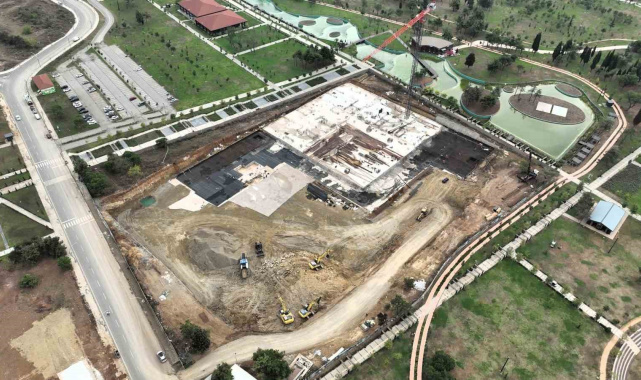 Gebze Millet Bahçesi Camii'nde temel ve betonarme mesaisi