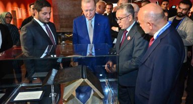 "Kitaba Vefa" sergisi Cumhurbaşkanı Recep Tayyip Erdoğan tarafından açıldı