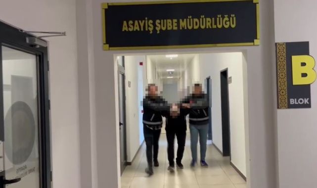 Komşusunun boğazını kesip altınlarını çalmıştı: Bilezikleri kolundan nasıl keseceğini kuyumcuya sormuş