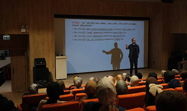 KPSS adayları AKM’de buluştu: Genel tekrar programına 271 kişi katıldı