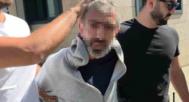 Polis şüphelendi, üzerinden uyuşturucu çıkınca tutuklandı