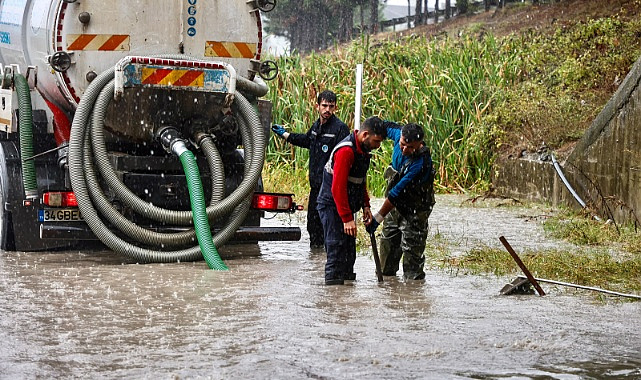 Sakarya’da sağanak alarmı: Büyükşehir 560 personel ve 225 araçla sahada