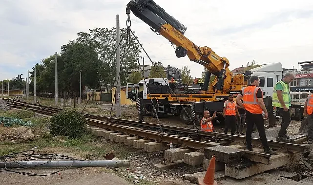 SAKARYA’DA TARİHİ RAYLI DÖNÜŞÜM: TREN 12 METRE DERİNLİKTEN GARA ULAŞACAK!