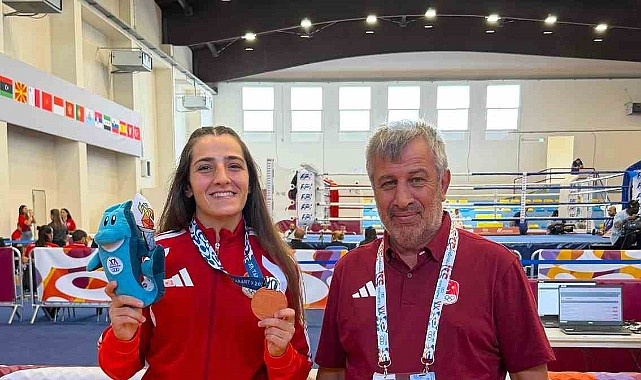 Sakaryalı milli boksör, İtalya'dan bronz madalya ile dönüyor