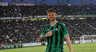 SAKARYASPOR’DA HASRET BİTTİ: DOLU TRİBÜNLER ÖNÜNDE 2-0