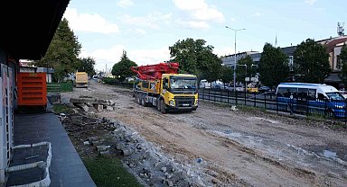 Sakarya'yı ikiye bölen rayların sökümünde yüzde 70 seviyesine ulaşıldı