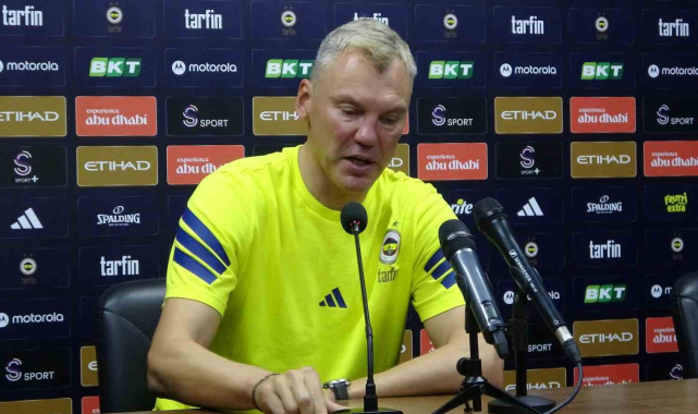Sarunas Jasikevicius: "Bahçeşehir Koleji maçından sonra takım olarak iyi reaksiyon verdik"