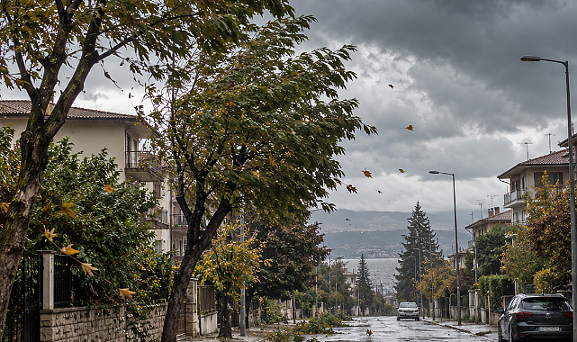 SELİN ARDINDAN FIRTINA ALARMI! SAKARYA VALİLİĞİ SAAT VEREREK UYARDI