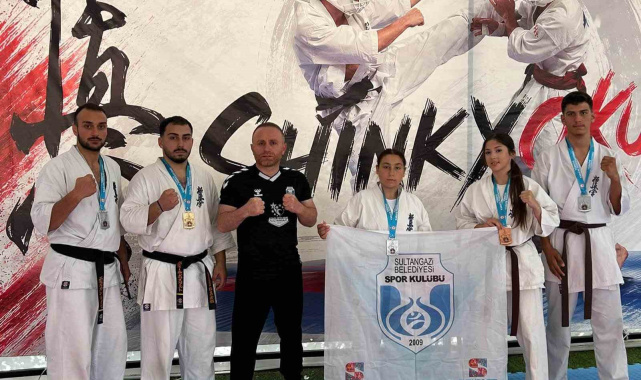 Sultangazili sporculardan 7 madalya birden