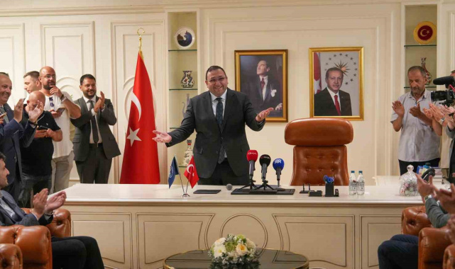 Üsküdar Belediye Başkanvekili Dündar Ziya Gültekin görevine başladı