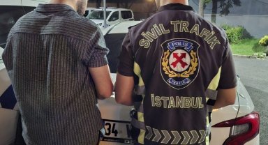 Zeytinburnu'nda yaya yolundan geçen adama saldıran sürücü yakalandı