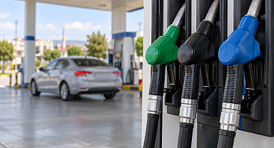 AKARYAKITTA EŞEL MOBİL SONA ERDİ: BENZİN, MOTORİN VE LPG’DE ZAMLI DÖNEM!