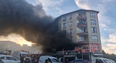 Arnavutköy'de restorandaki yangın korkuttu