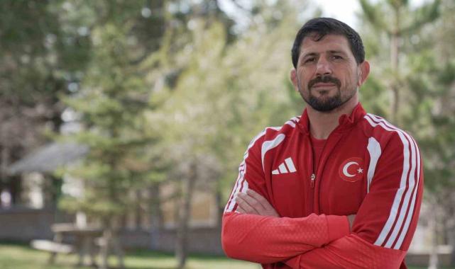 Ayhan Sucu: "Dünya Şampiyonası'nda hedefimiz İstiklal Marşı'nı okutmak"