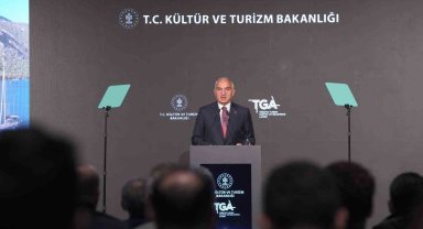 Bakan Ersoy: "Ocak-Eylül döneminde turizm geliri 51 milyar 278 milyon dolara ulaştı"