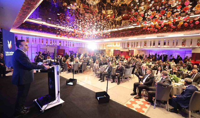 Bakan Kacır: ''Küresel imalat sanayi katma değerindeki payımızı iki katına çıkardık"