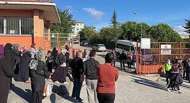 Başakşehir'de orta okulda bıçaklı saldırı