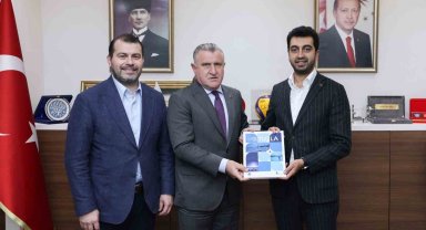 Başkan Bingöl'den Gençlik ve Spor Bakanı Bak'a ziyaret