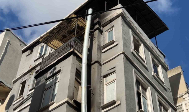 Beyoğlu'nda yangın paniği