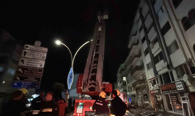 'Çatı yangını' ihbarı ekipleri harekete geçirdi