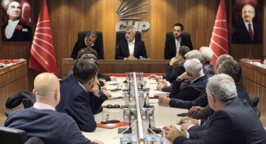 CHP İstanbul İl Başkanı Yüksel, ilçe başkanlarıyla saha çalışmalarını görüştü