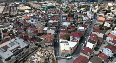 Dilovası'nda yollar yenileniyor, ulaşımın rahatlatılması hedefleniyor
