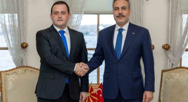 Dışişleri Bakanı Fidan, Kuzey Makedonya Devlet Bakanı Zeynula'yı kabul etti