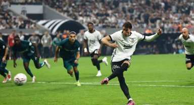 Dusan Vlahovic gollerine devam ediyor