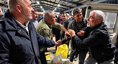 Düzce kestane pazarında kıyasıya pazarlık