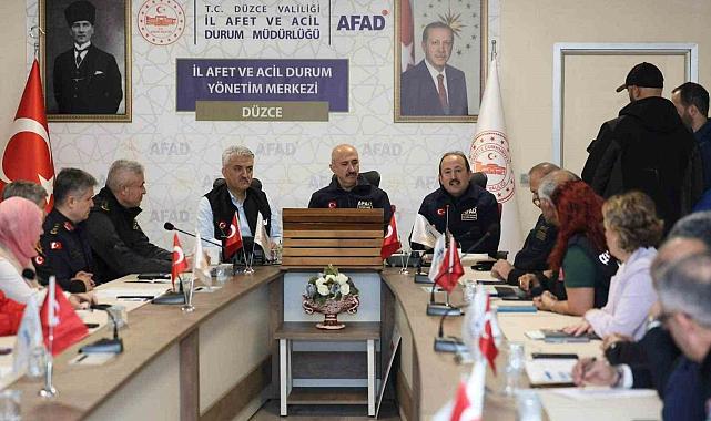 Düzce'de yoğun yağış mesaisi