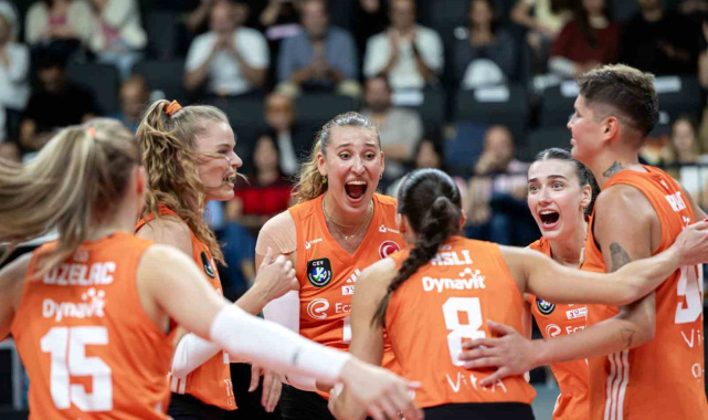 Eczacıbaşı evinde galip